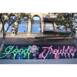 Meet your Posher, Victoria